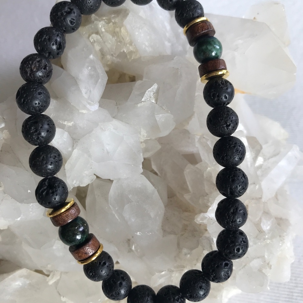 Arrived! Lava rock and labradorite/pyrite bracelet - Picture 4 of 4